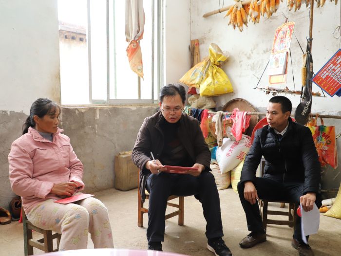 ����ѵ�������ϵ����˾�����̸�����������ư���ֲ���.jpg