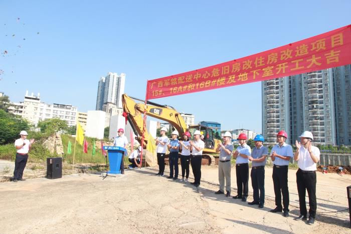 1������ʽ�ֳ����˲ӱ� ��700.JPG