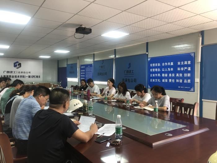 4����ֳ�����»� ��700.jpg