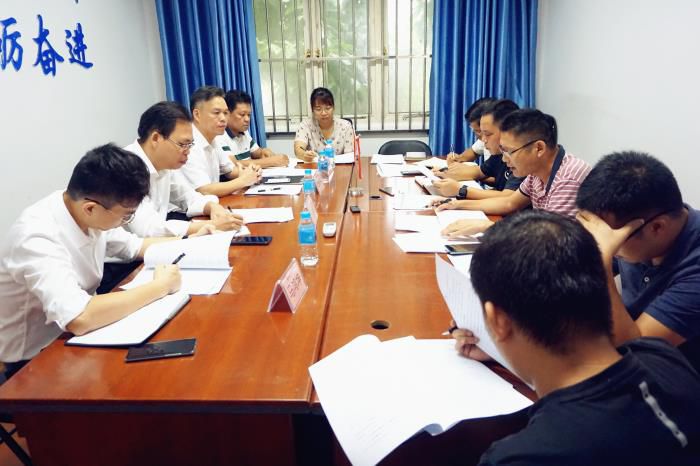 5�ۻ��ֳ���л΢�� ��700.JPG