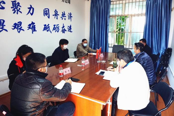 2�ۻ��ֳ���л΢�� ��700.jpg