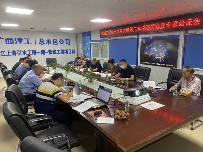 �ۻ��ֳ����Ŵ�� ��.jpg