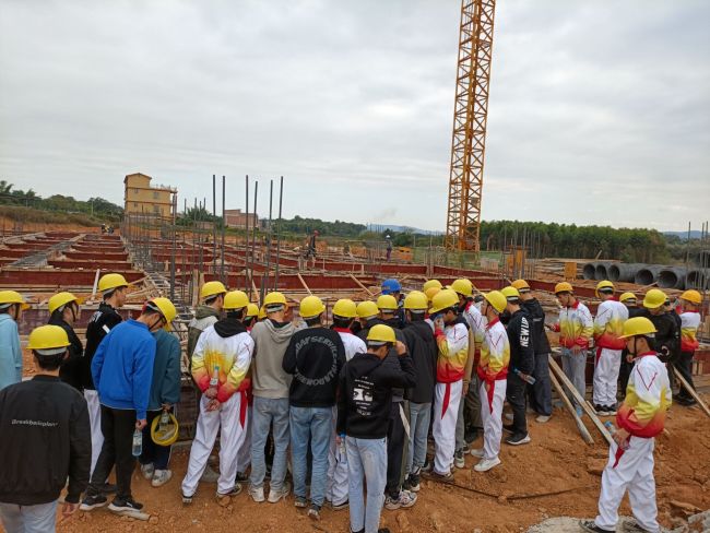 ѧ����Ħѧϰ�ֳ������׿� ��.jpg