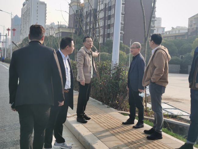 ��Ŀ�ֳ����׿� �㣨��ͼ��.jpg