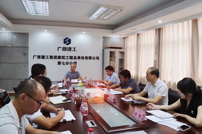 ���оۻ��ֳ������ϴ� �㣨��ͼ��.jpg