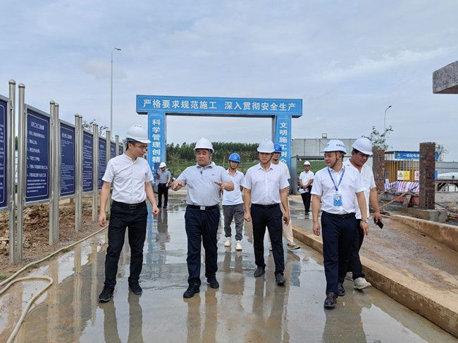 ����������Ŀ�ֳ����Ʋ��㣨��ͼ��.jpg